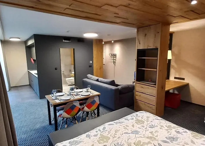 Alpina Spindl U Hromovky In&out